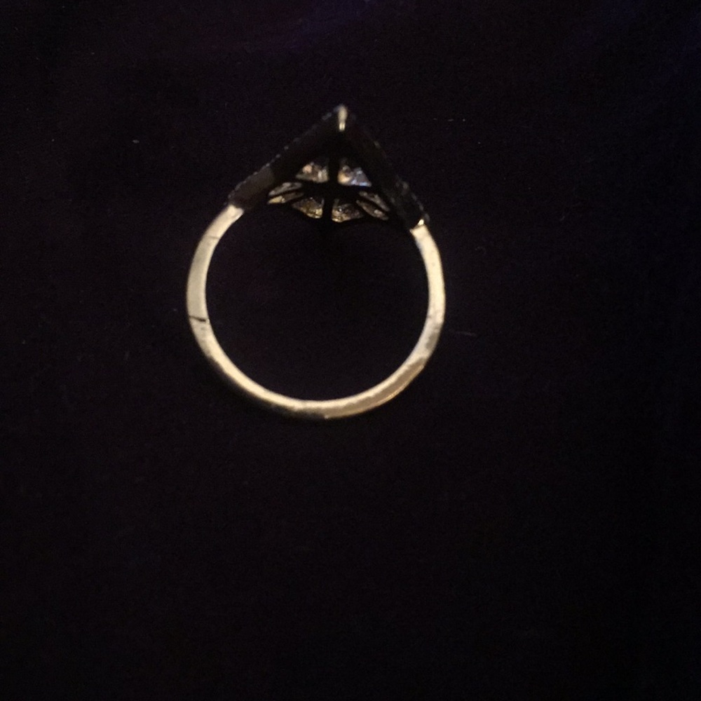 Unique gold ring - Picture 4 of 4